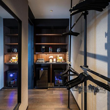 Walton Suites Sukhumvit Бангкок Экстерьер фото