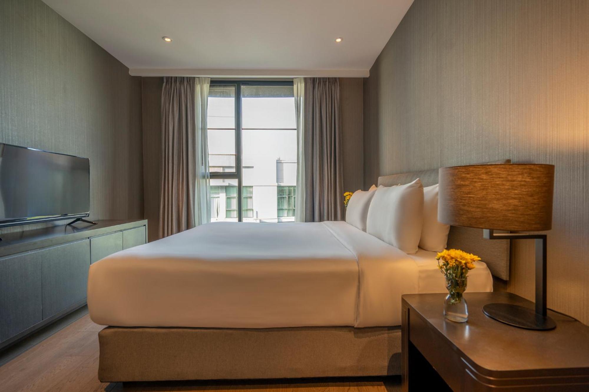 Walton Suites Sukhumvit Бангкок Экстерьер фото