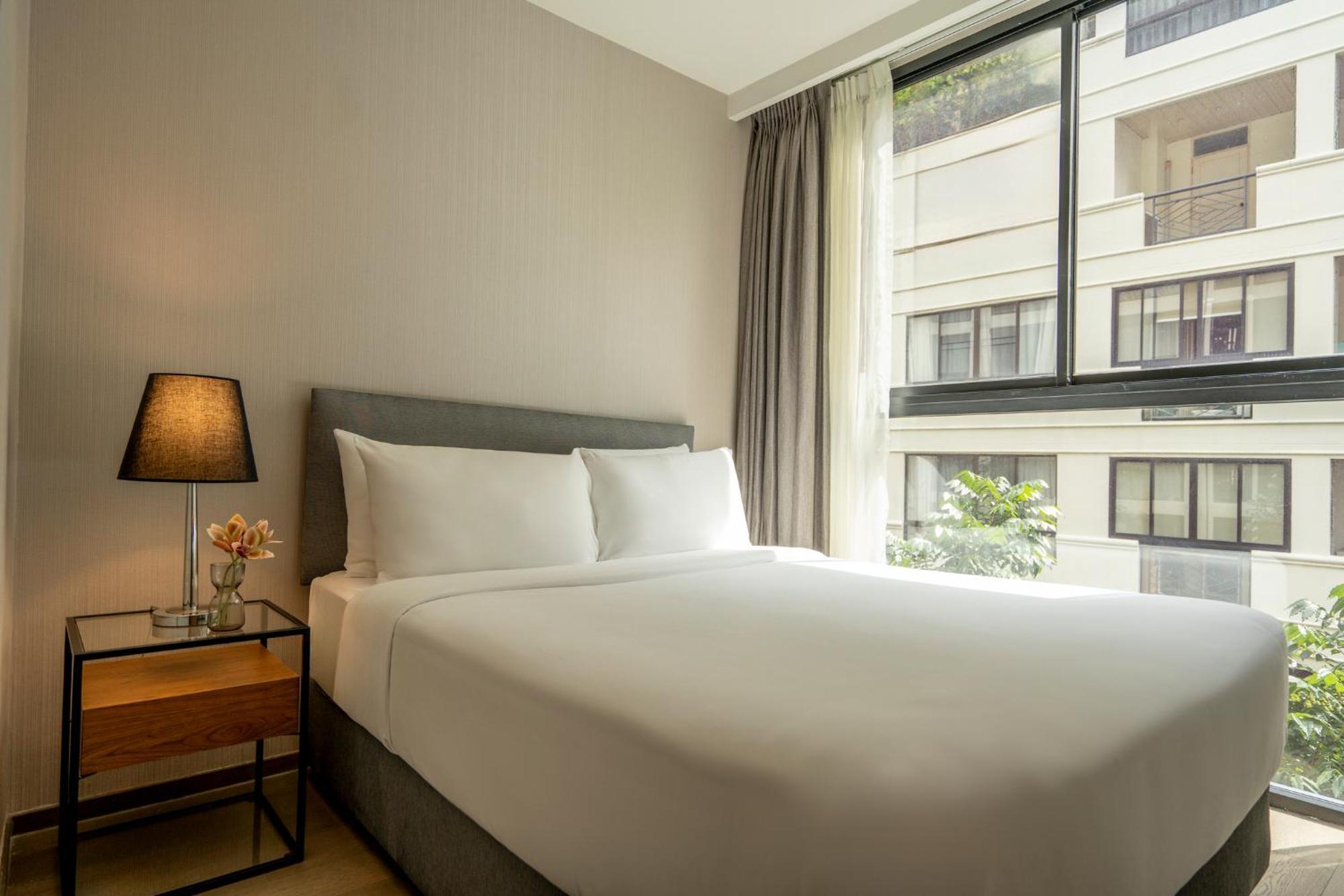 Walton Suites Sukhumvit Бангкок Экстерьер фото