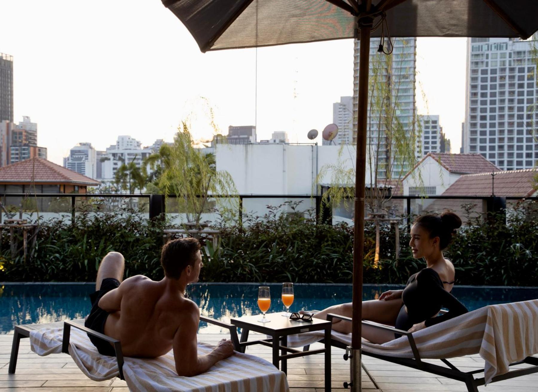 Walton Suites Sukhumvit Бангкок Экстерьер фото